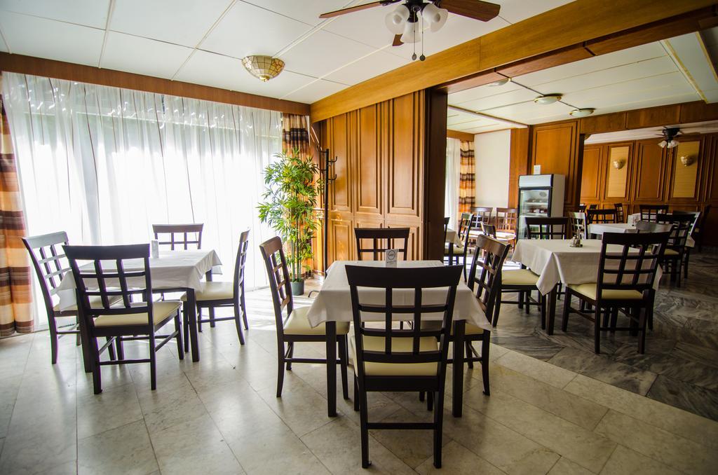 Solar Club Apartman Sopron Exterior photo
